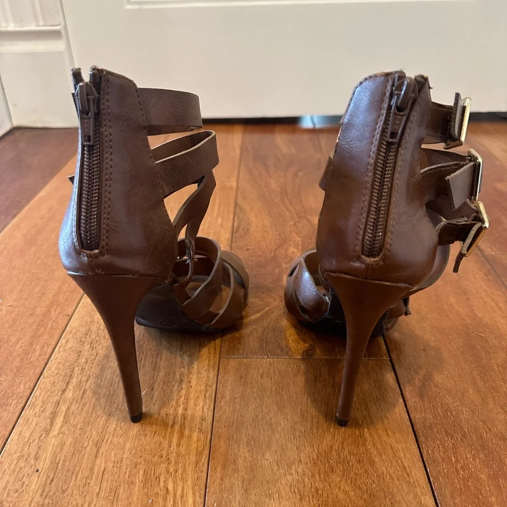 Mossimo - Picture 11 of 11